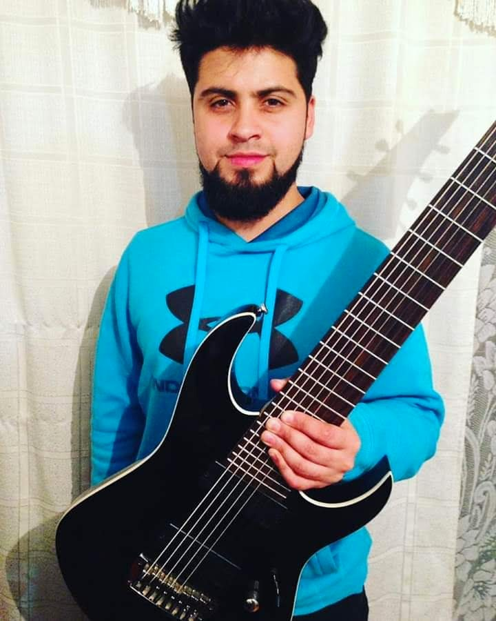 Simon Plaza Manzo